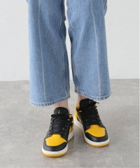 Jordan 1 Low Black Yellow 553560 072