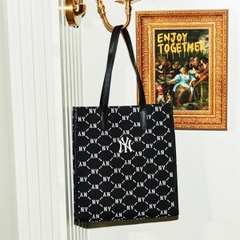 Túi Tote MLB Monogram Diamond Jacquard NY Black 3AORM012N-50BKS
