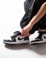 Jordan 1 Low Panda DC0774 101