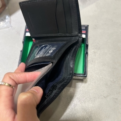 Ví Tommy Hilfiger Men's Cambridge Trifold Wallet RFID Protect Black 31TL110045