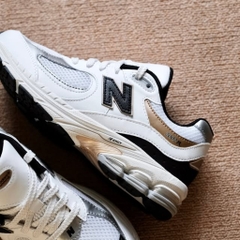 New Balance 2002 White Black Gold GC2002PS