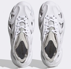 adiFOM Q White Grey IE7447