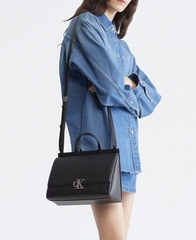 Túi Calvin Klein Archive Large Square Flap CrossBody Bag Black
