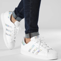 Superstar White Hologram IG0238
