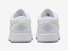 Jordan 1 Low Glitter Swoosh FQ9112 100
