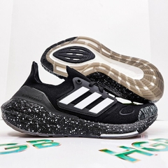 Ultraboost 22 Black White Speckled HP3310