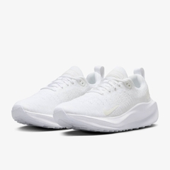 ReactX Infinity Run 4 'Triple White' DR2670 103
