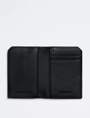 Ví Calvin Klein Refined Saffiano Compact Bifold Wallet Java 4720 0501 203