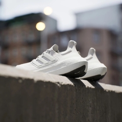 Ultraboost Light Cloud White GY9350