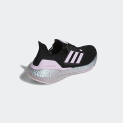 Ultraboost 22 Black Bliss Lilac HP2480