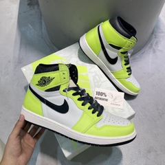 Jordan 1 Retro High OG Volt 555088 702