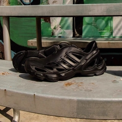 adiFOM SUPERNOVA Black IF3915