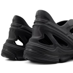 adiFOM SUPERNOVA Black IF3915