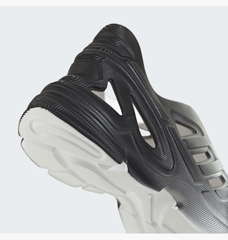 adiFOM SUPERNOVA Grey Black IF3961