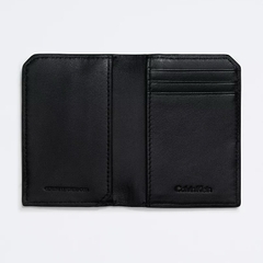 Ví Calvin Klein Refined Saffiano Compact Bifold Wallet Black 4720 0501 010