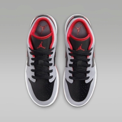 Jordan 1 Low Fire Red 553560 060