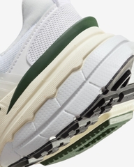 Nike V2K Run Fir White Green FD0736 101