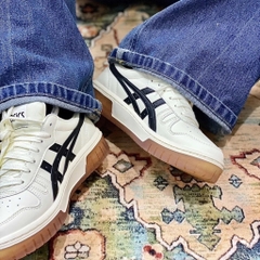 ASICS Court MZ Cream Black Gum 1203A127 750