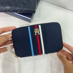 Ví Tommy Hilfiger Stripe Large Zip Wallet Space Blue AW16018 400
