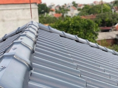 Ngói sóng tròn tráng men 10v/m2 Viglacera Hạ Long màu xanh