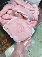 Vú Heo hàng loại 1 khay 1kg