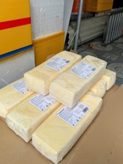 Phô mai khối Amozzaa khối 2,2kg