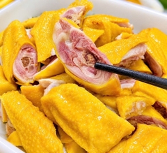 Gà Ta Ủ Muối Hoa Tiêu Vỹ Nữa Con