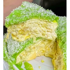 Bánh Cres Ngàn Lớp Sầu Riêng Phú Sĩ  - Vị Lá Dứa 12cm