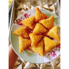 Chả Giò Hải Sản Tam Giác Vàng Khay 10 Cái