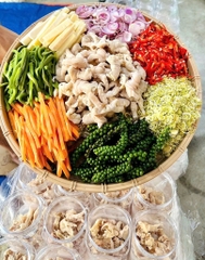 Chân Gà Rút Xương Ngâm Sả Tắc - Hủ 1Kg