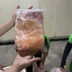 Sườn dê Có Da nóng cấp đông ra bịch 1kg