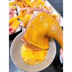 Gà Ủ Muối Nguyên Con Không Đầu