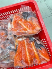Bộ xương đầu vay cá hồi bịch 1kg