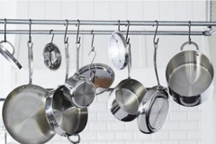 Inox có cho vào lò vi sóng được không? Giải đáp thắc mắc