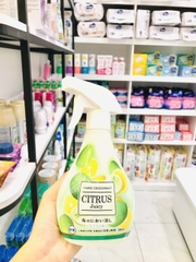 KYOWA Chai xịt khử mùi và làm thơm quần áo hương cam chanh 380ml