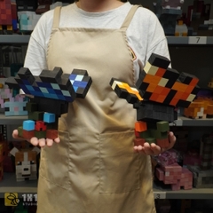 Mô Hình Gỗ Bướm Vua (Art Toy)