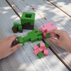 p3. Bộ Lắp Ghép Minecraft Khối Cỏ & Hoa Tulip (X4)