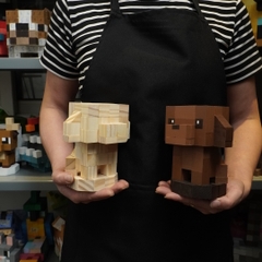 Mô Hình Gỗ Chó Poodle (Nâu Đậm)