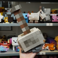 Mô Hình Gỗ Búa Mjolnir Thần Sấm (Art Toy)