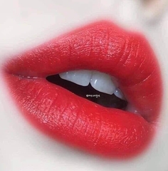 Son YSL 01 mini - đỏ tươi pha ánh cam