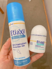 Xịt khử mùi hôi chân Etiaxil Pháp
