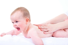 Tinh Dầu Matxa Cho Bé Penaten