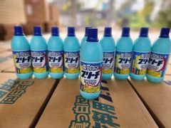 Nước tẩy trắng quần áo Rocket 600ml - hàng nội địa Nhật