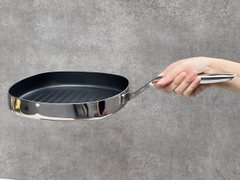 Chảo đúc inox nguyên khối dòng free-oil Kaiyo của Nhật size 24cm