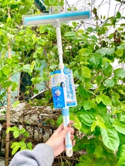 Dụng cụ lau kính cán dài nội địa Nhật Bản