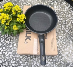 Chảo chống dính five star 20cm inox 304 hàng khuyến mại từ vinamilk