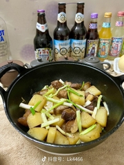 Chảo gang sâu lòng 2 quai kèm nắp gỗ