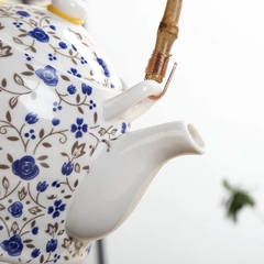 Sét ấm pha trà kèm khay trúc hoạ tiết hoa nhí