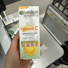 Serum  Vitamin C 30X Booster Garnier Light Complete Pháp