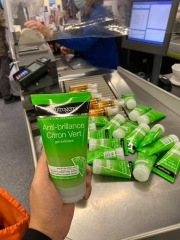 Sữa rửa mặt và tẩy da chết Neutrogena tinh chất chanh xanh hàng Pháp